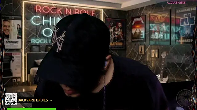 chino_roz webcam