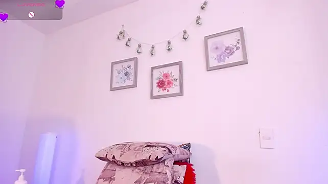 mely_rosse_ webcam