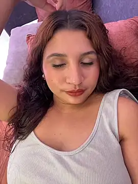 MiahJones_ webcam