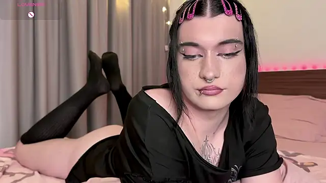 Vailyreb_ webcam