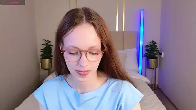 SallyPinkman webcam