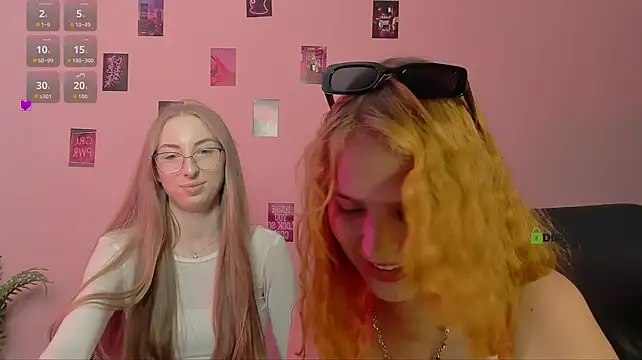 roxy_starr_ webcam