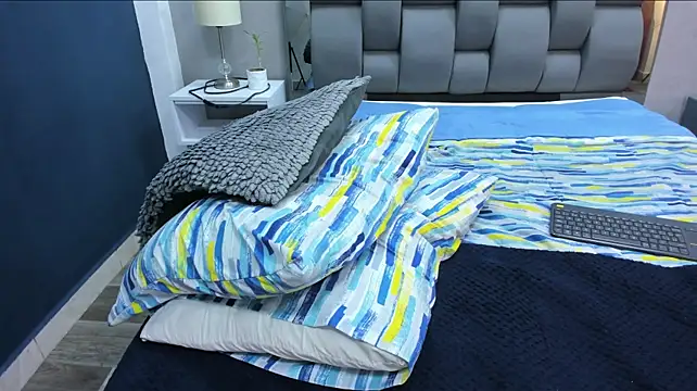 Charlie___Musk webcam