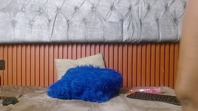 brisnyandtaylor (F young) - squirts