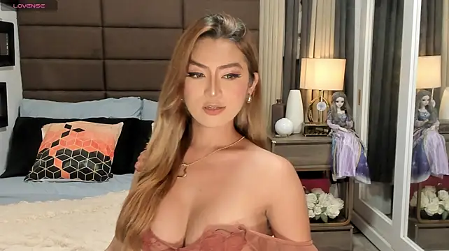CatherineBonavich live cam on StripChat