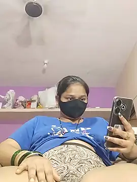 Priyanka_30 webcam