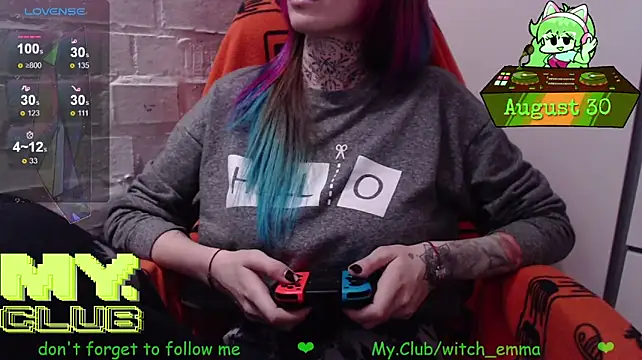 Witch_Emma webcam