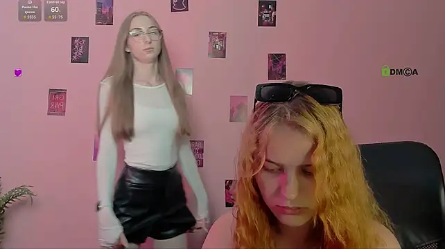 roxy_starr_ webcam