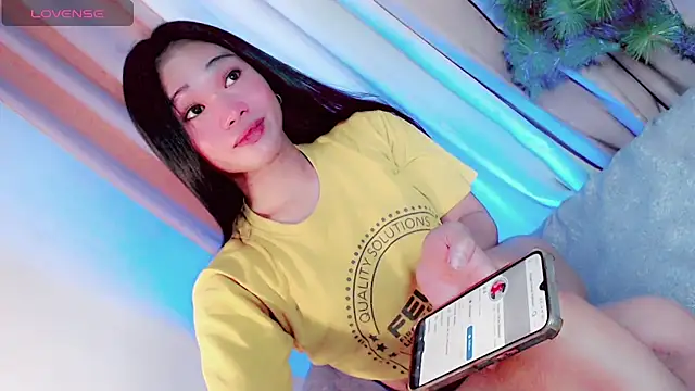Amomentoflust202 webcam