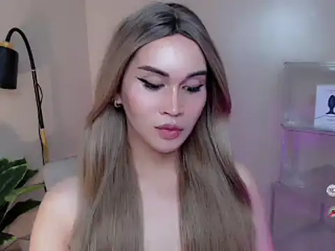 AlodiaOfCums webcam