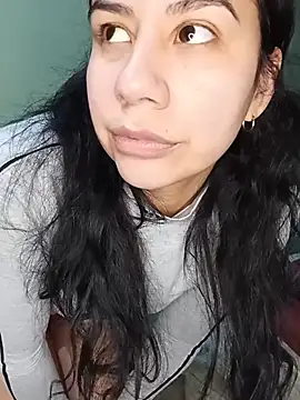 Lucia1002 webcam