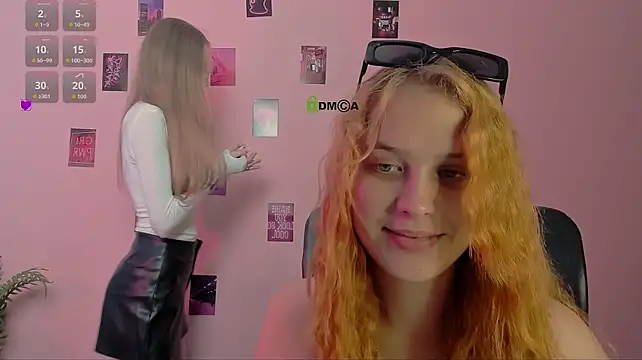 roxy_starr_ webcam