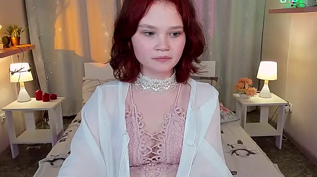 EmilyChaves live cam on StripChat