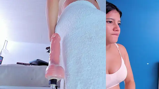 letty_straus live cam on StripChat