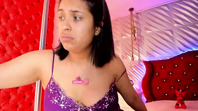 Roxanne_Han webcam