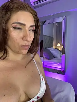 naughty_flower18 webcam