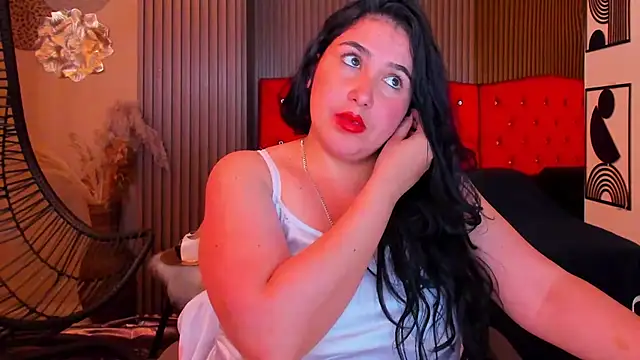 BBWLuxuryMuse webcam