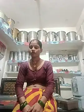 CHANDNi_700 live cam on StripChat