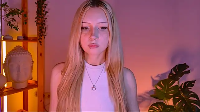 SashaQuin webcam