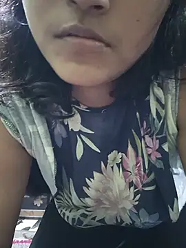 Nafisa-03 webcam