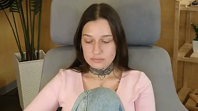LynseyRufino webcam