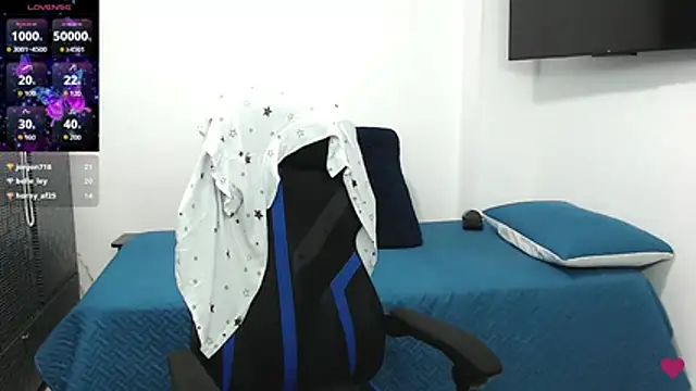 mom_hot__ webcam