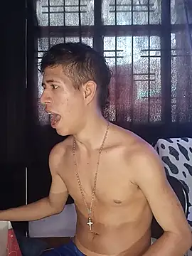 dareck_18 (M young) - Who can help me cum?🍆🔥