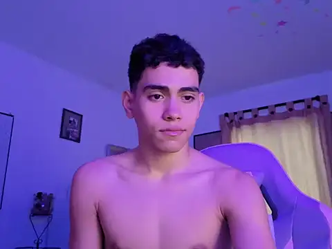 Yamilk101 webcam