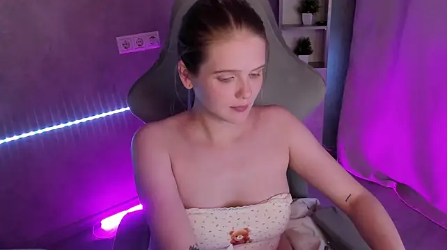 Alisa_Allison webcam
