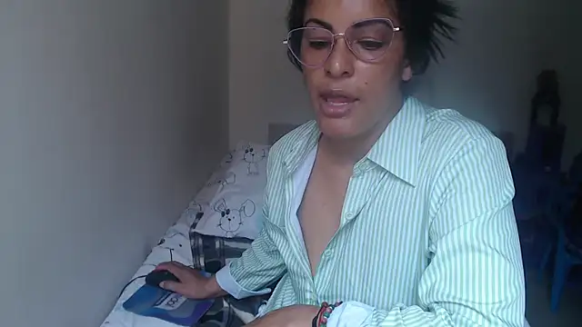 kateleyagrey webcam