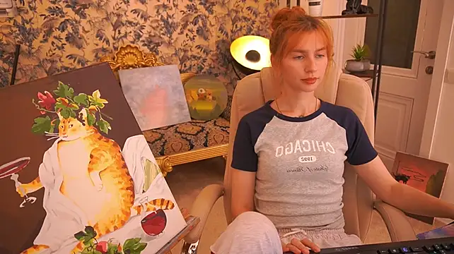 Nicol_Moonn webcam