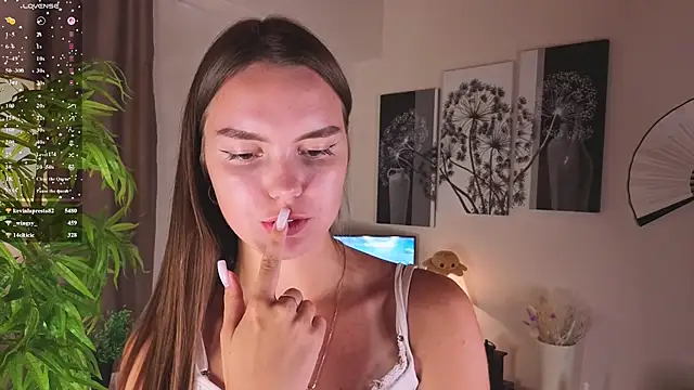 Nicole_Keller webcam