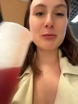 dina_tease (F young) - SQUIRT VIDEO FOR ALL in TS