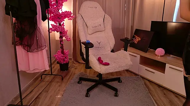 SakuraDreamm webcam