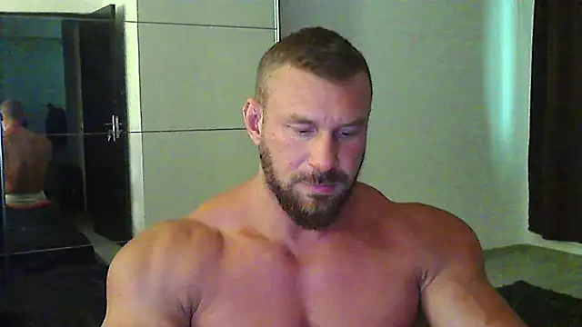 muscularkevin webcam