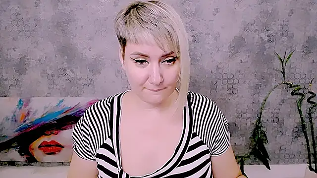 Djullia webcam