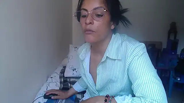 kateleyagrey webcam