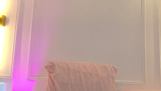 Mia_rom11 webcam