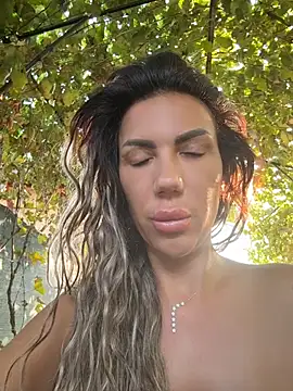 SelineVelvet webcam