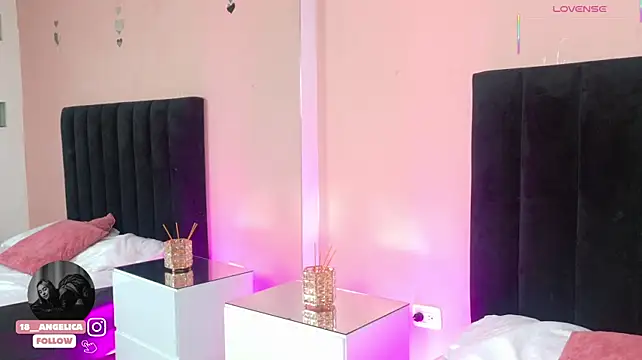 angelicaa_garcia webcam