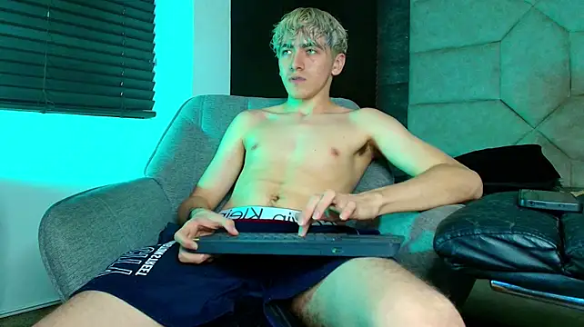 Tyler_Mcrey webcam