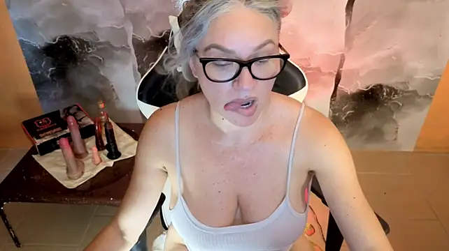 MarianL0ve webcam