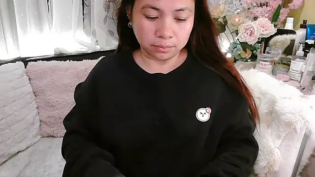 OhmyPinay webcam