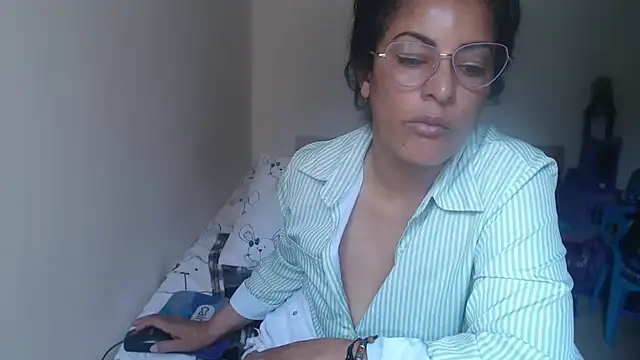 kateleyagrey webcam