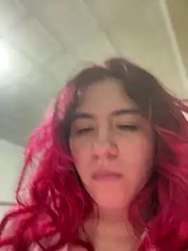 NikkiNix