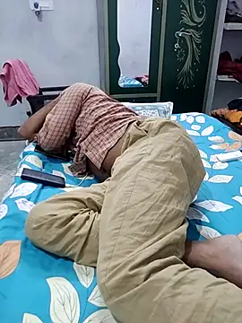 HOTHARDFUCKER0 live cam on StripChat