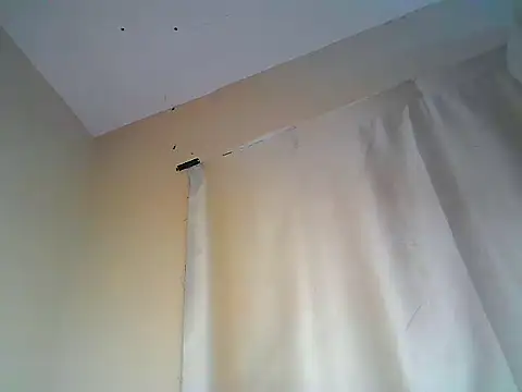 Qute_nimple live cam on StripChat