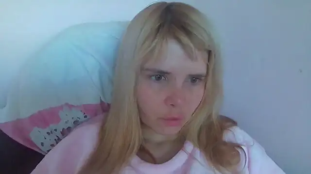 HornyElena webcam