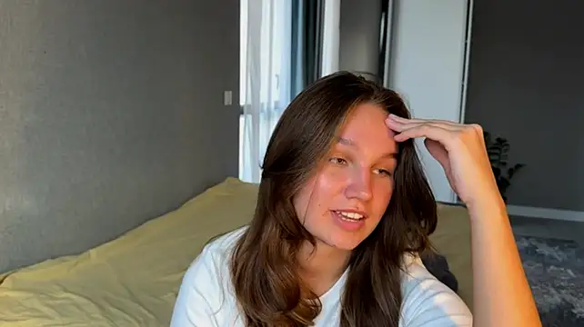 secretnaya_girl live cam on StripChat