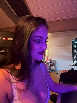 LunnaVey webcam